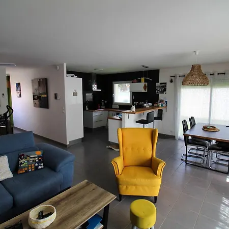 Casa de Férias Maison Familiale Avec Piscine Privee