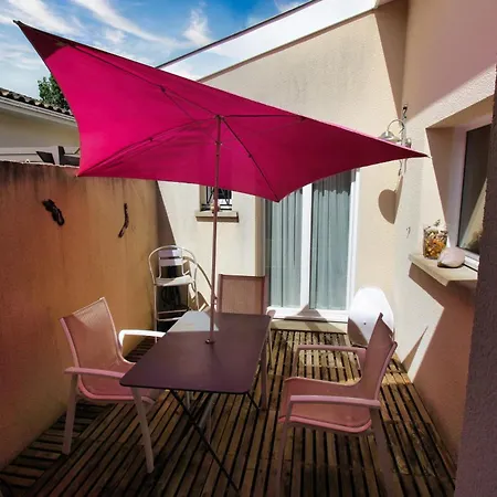 Maison Familiale Avec Piscine Privee Casa de Férias *