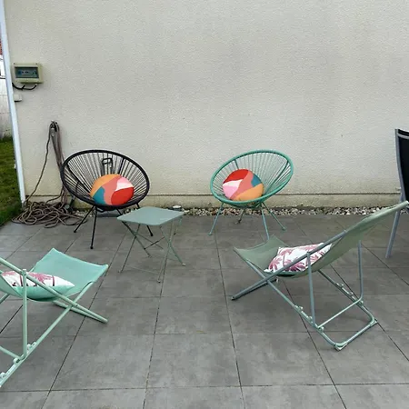 Maison Familiale Avec Piscine Privee *