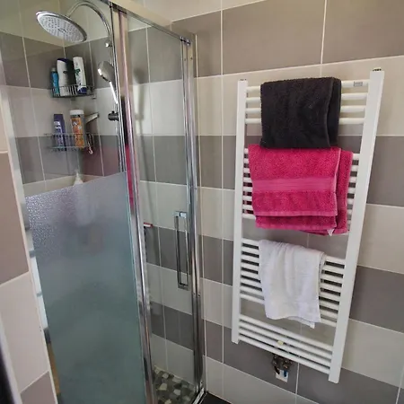 Maison Familiale Avec Piscine Privee Casa de Férias Saint-André-de-Cubzac